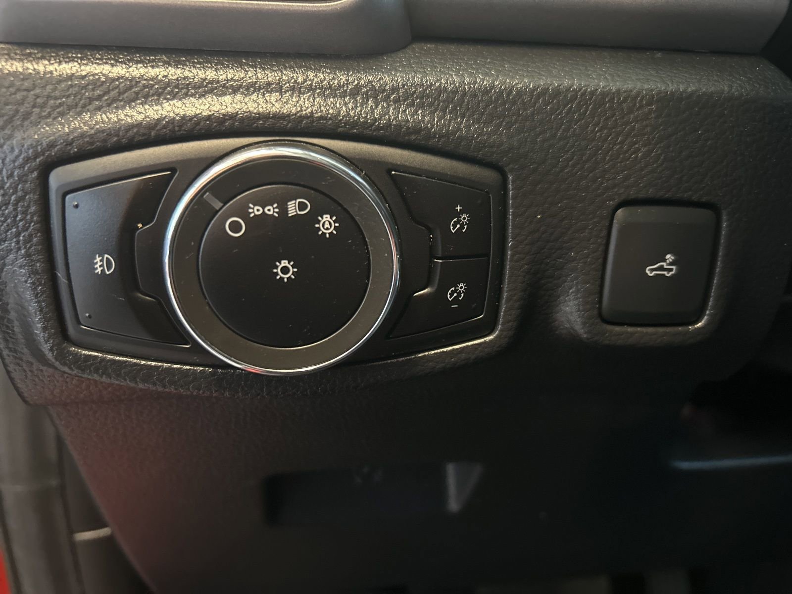 Used 2023 Ford Ranger XLT w/ Equipment Group 301A Mid image 15