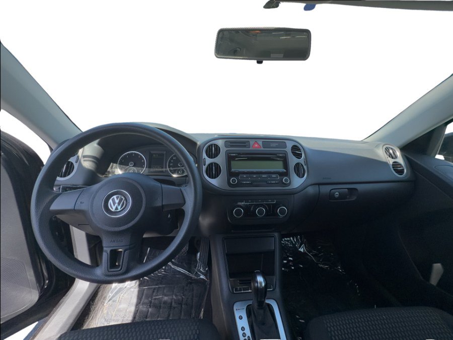 Used 2011 Volkswagen Tiguan S AWD/4WD image 19
