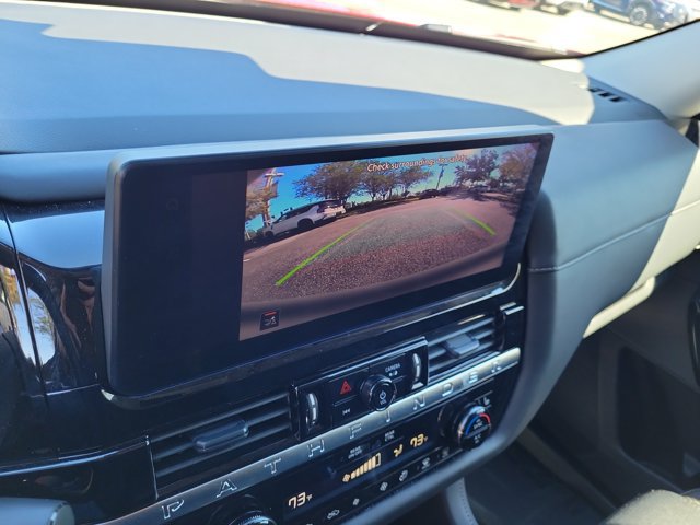 Used 2026 Nissan Pathfinder SV FWD image 29