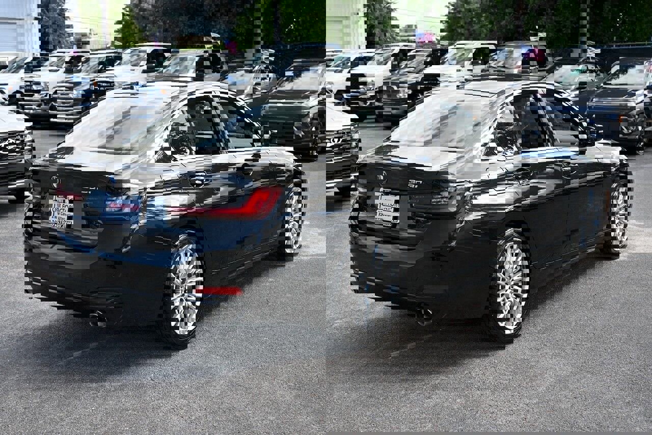 Used 2024 BMW 330i Sedan image 6