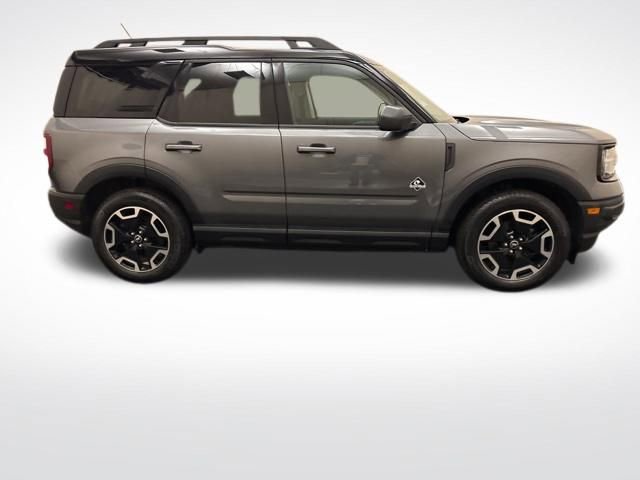 Used 2024 Ford Bronco Sport Outer Banks w/ Tech Package image 4