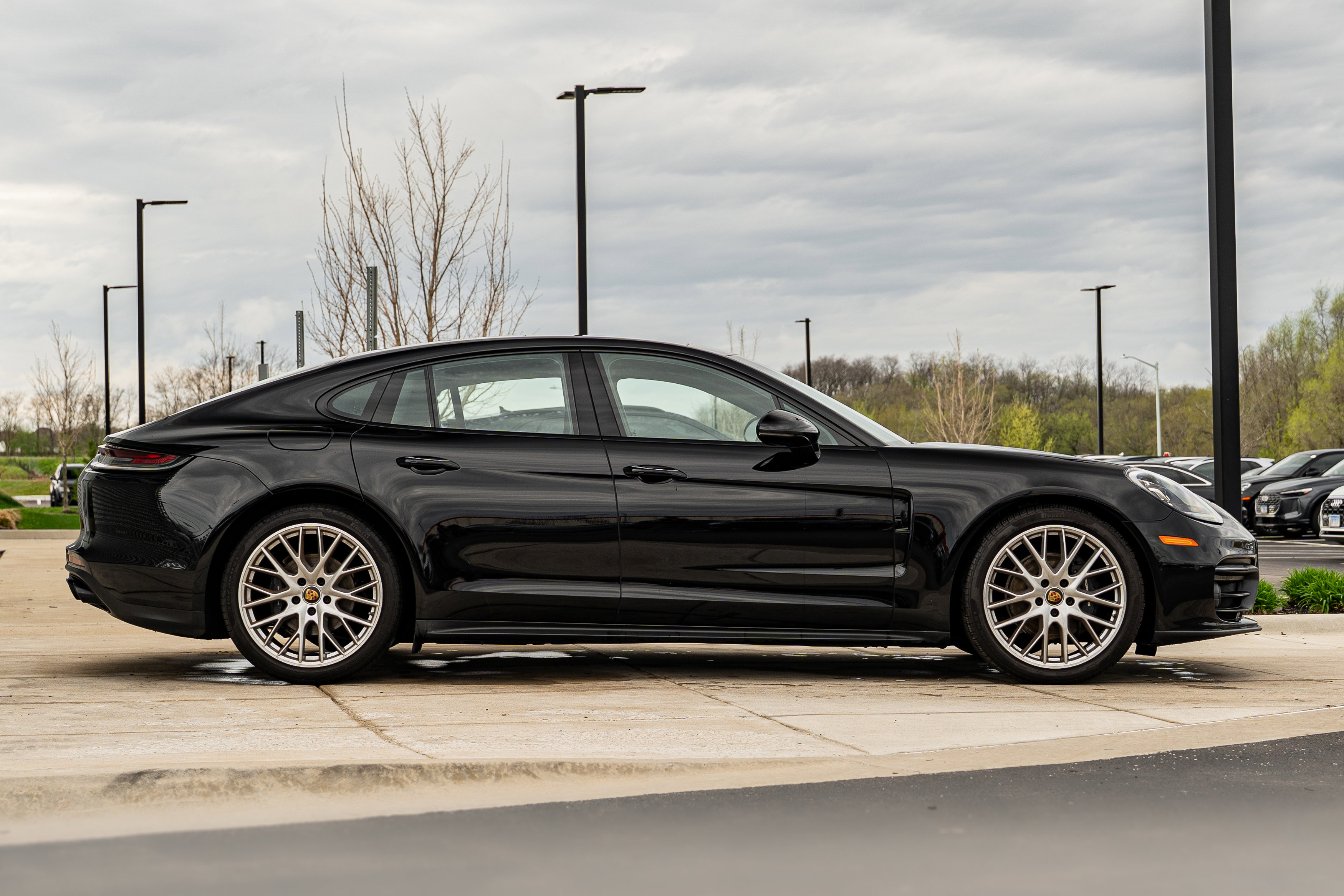 Used 2023 Porsche Panamera 4 AWD/4WD image 3