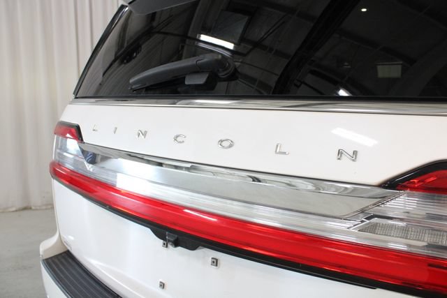 Used 2019 Lincoln Navigator L Reserve AWD/4WD image 32