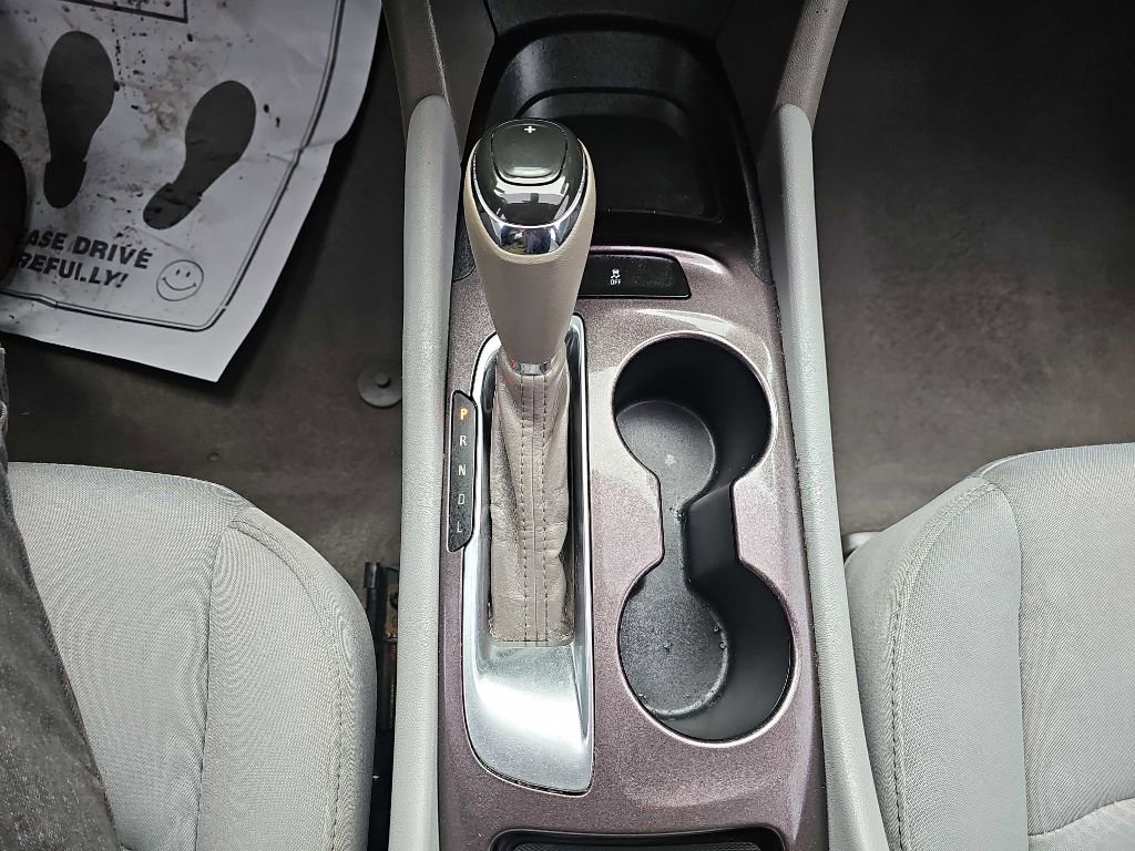 Used 2017 Chevrolet Malibu LS image 29