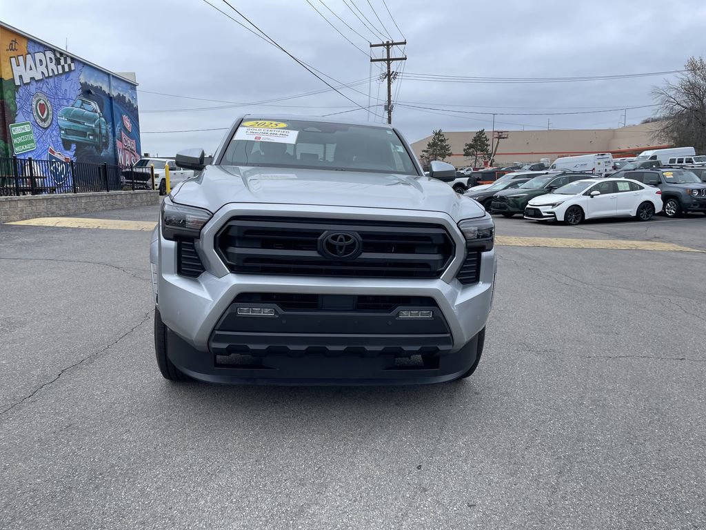 Certified 2025 Toyota Tacoma SR5 AWD/4WD image 6