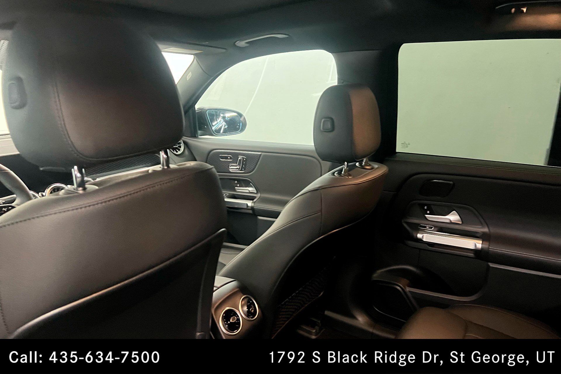 Used 2024 Mercedes-Benz EQB 300 EQB 300 image 19