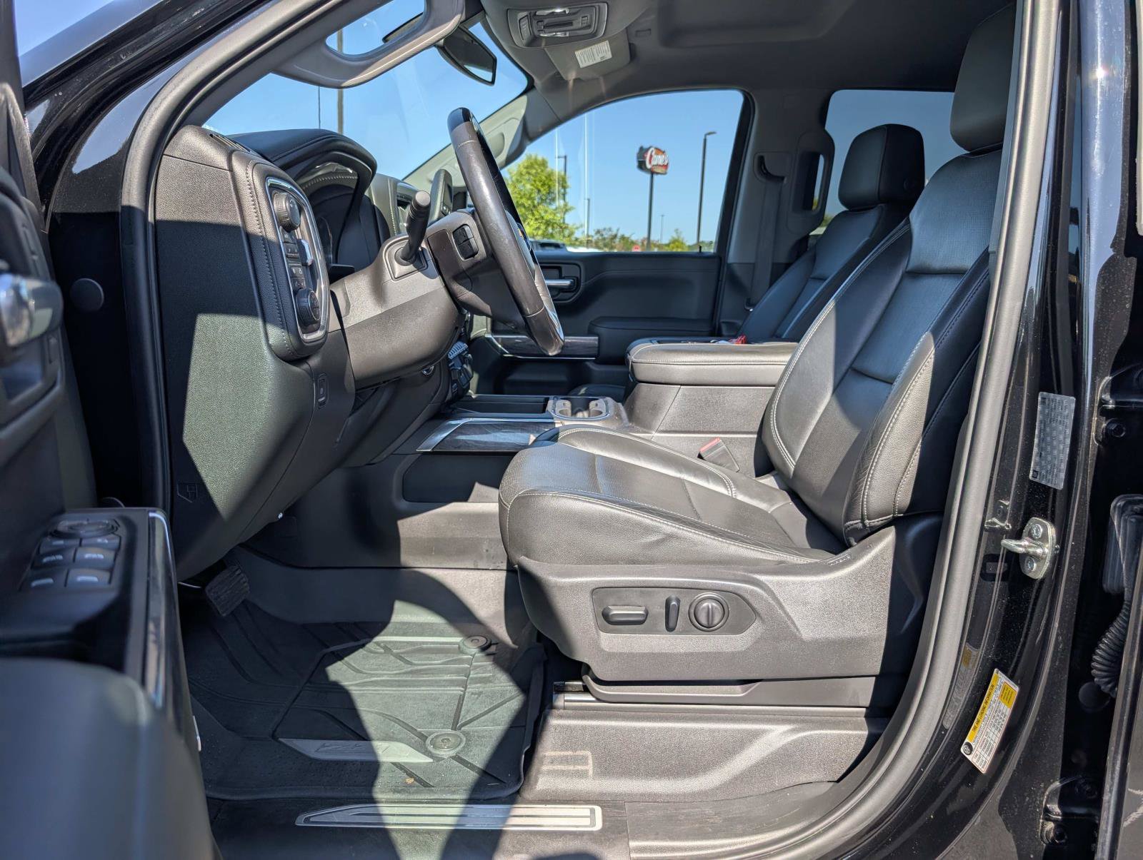 Used 2019 Chevrolet Silverado 1500 LTZ AWD/4WD image 14