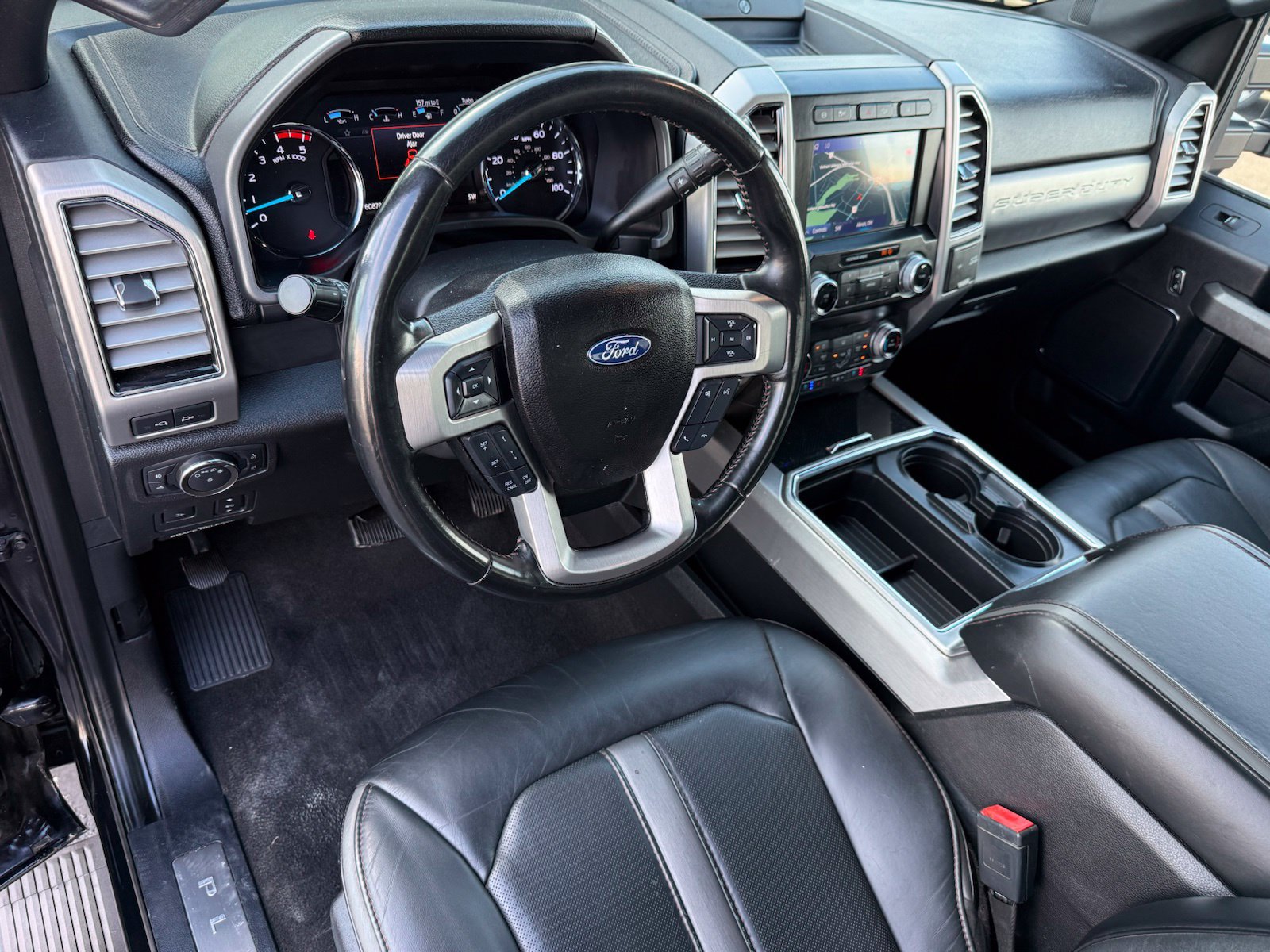 Used 2020 Ford F350 Platinum w/ FX4 Off-Road Package AWD/4WD image 12