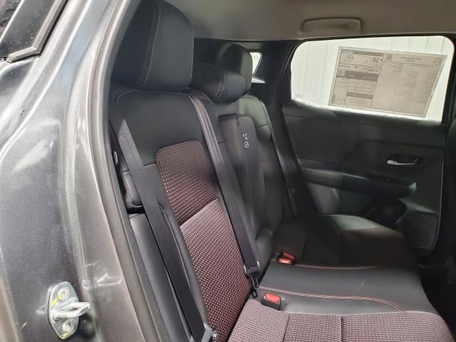 New 2026 Nissan Kicks SR w/ Cold Weather Package image 15