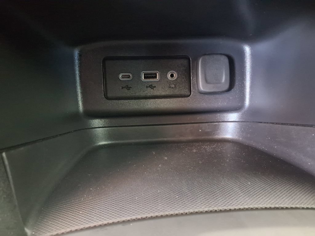Used 2024 Chevrolet Equinox LS w/ LS Convenience Package FWD image 31