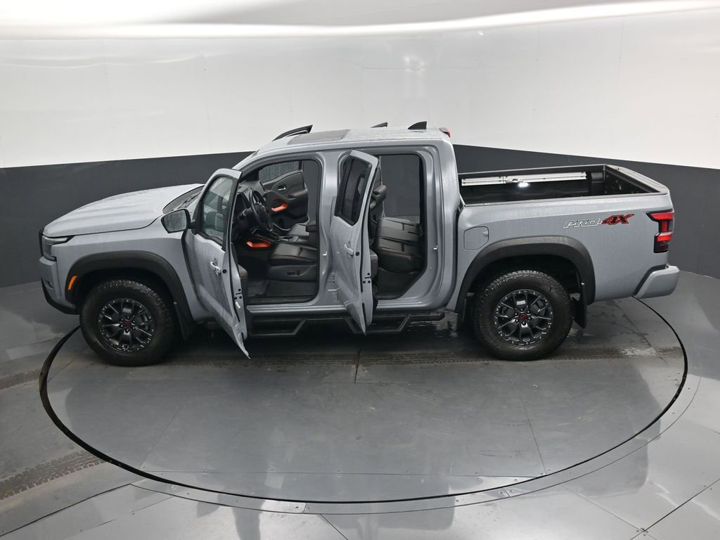 Used 2024 Nissan Frontier PRO-4X w/ Pro Premium Package image 17