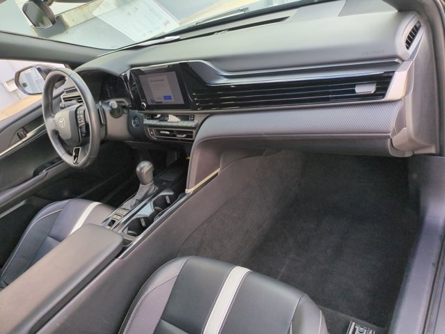 Used 2025 Toyota Camry SE FWD image 22