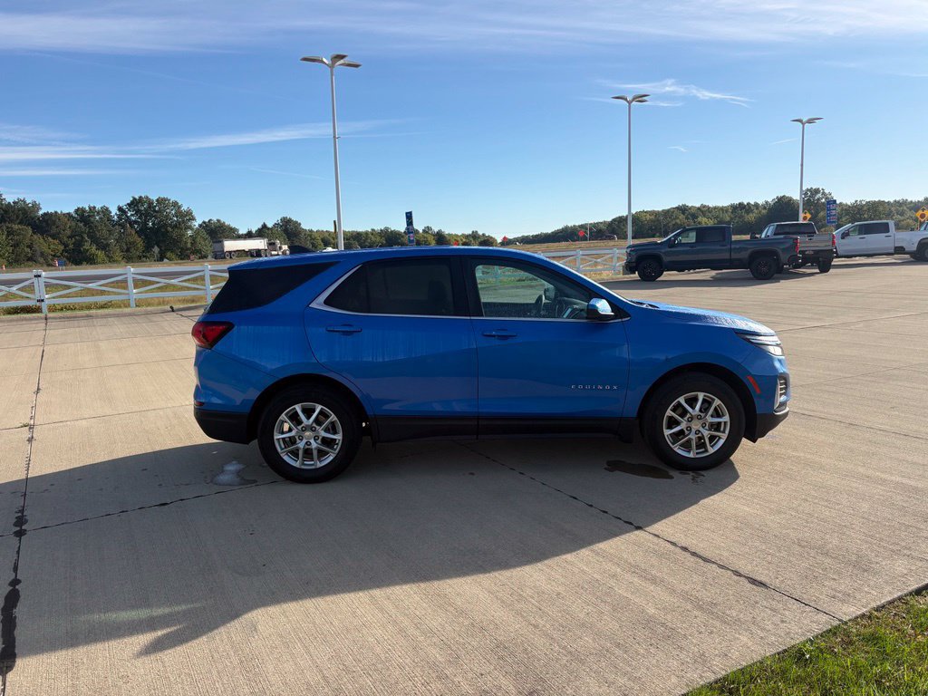 Used 2024 Chevrolet Equinox LT w/ LPO, Floor Liner Package FWD image 7