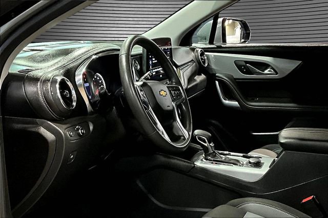 Used 2023 Chevrolet Blazer LT FWD image 17