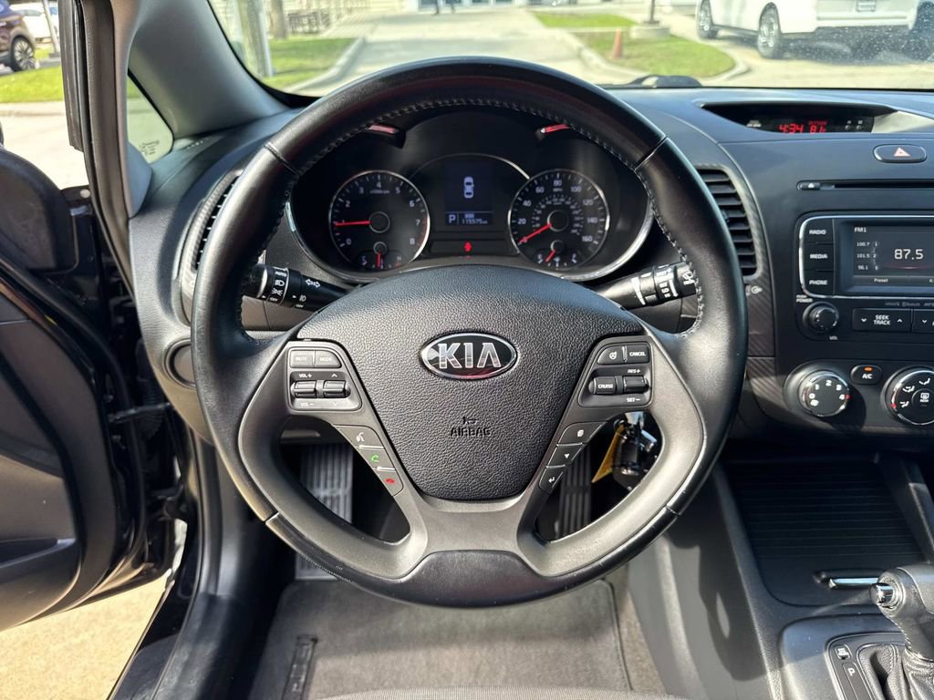 Used 2016 Kia Forte EX FWD image 22