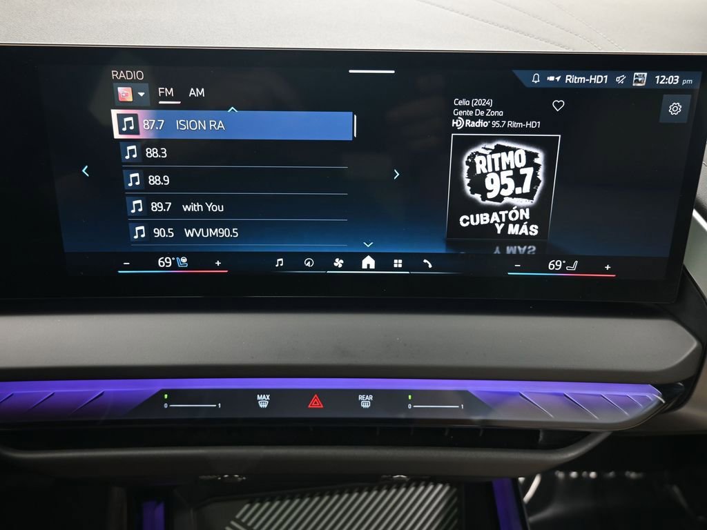 Used 2025 BMW X3 xDrive30i image 26