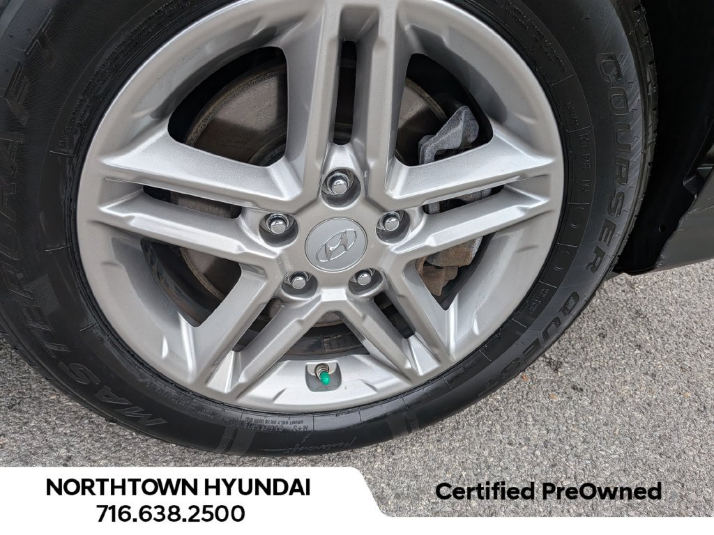 Certified 2023 Hyundai Kona SE AWD/4WD image 40