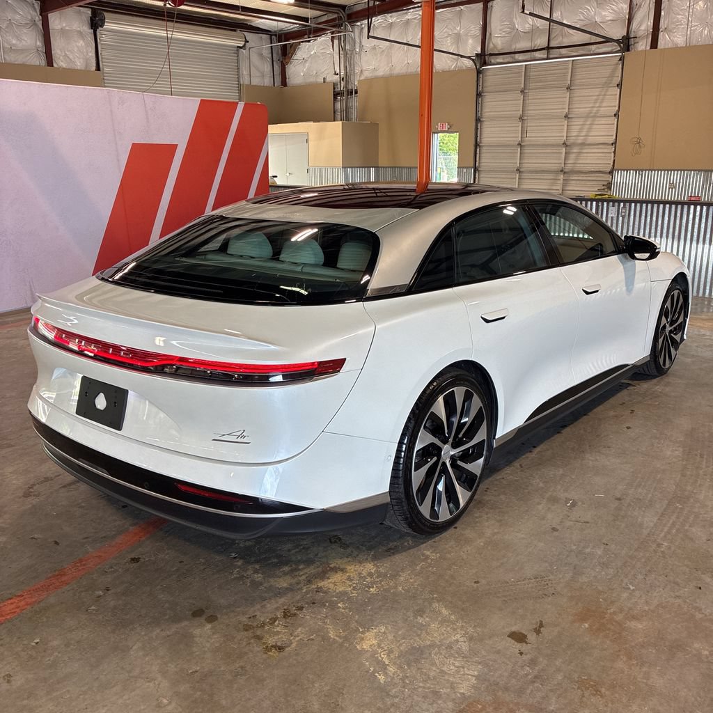 Used 2024 Lucid Air Touring AWD/4WD image 3