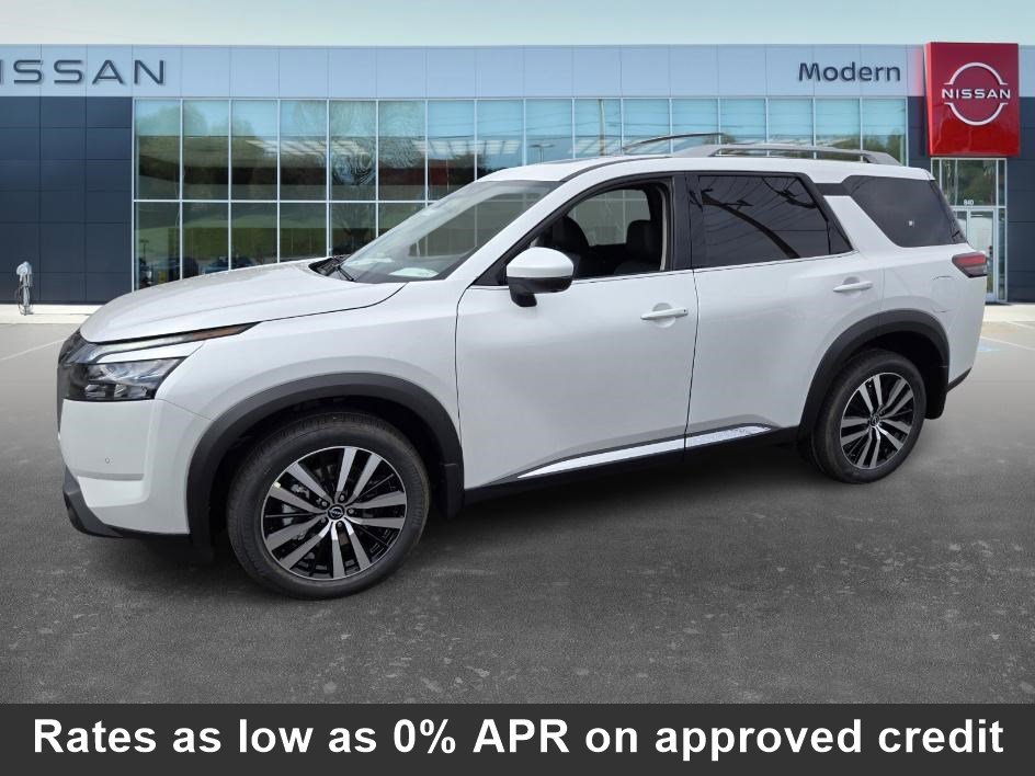 New 2025 Nissan Pathfinder Platinum