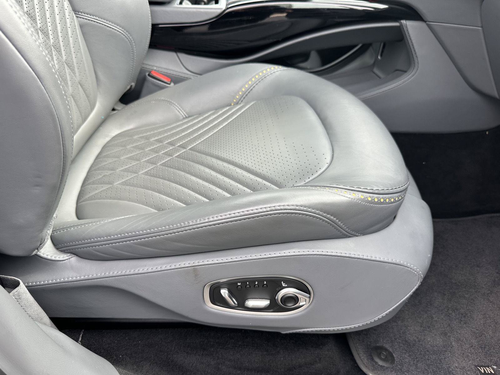 Used 2021 Aston Martin DBX AWD/4WD image 15