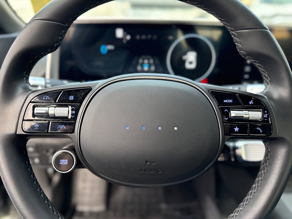 Used 2023 Hyundai Ioniq 6 SEL image 35