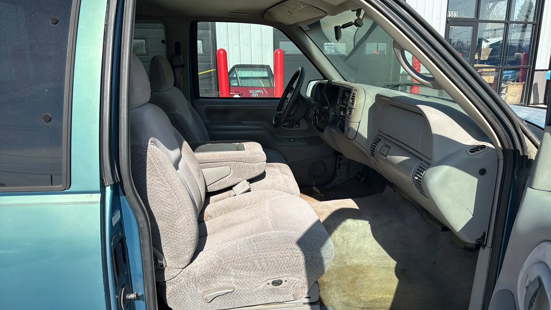 Used 1998 GMC Sierra 1500 2WD Extended Cab w/ Imagemax Pkg image 16