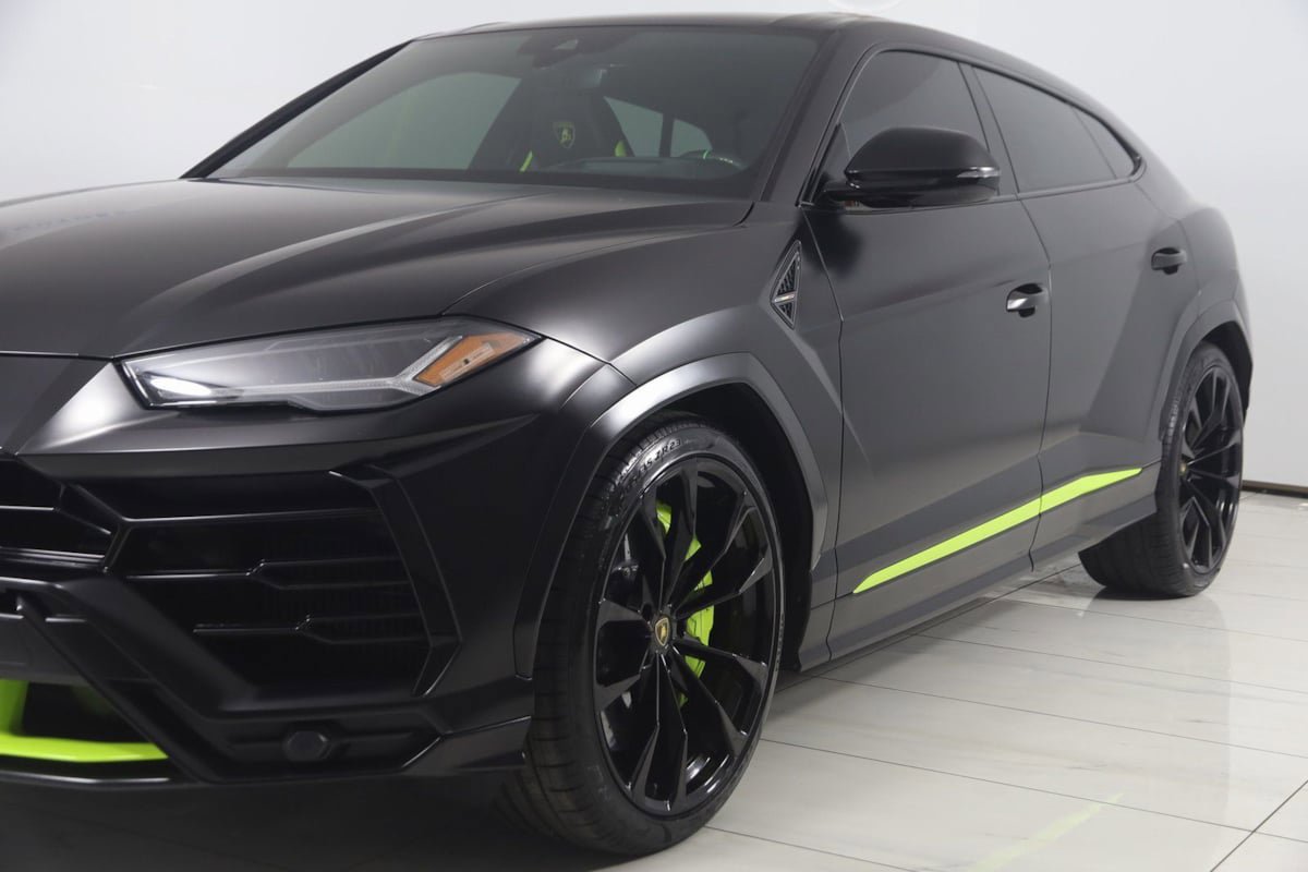 Used 2022 Lamborghini Urus AWD/4WD image 95