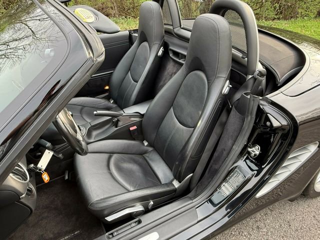 Used 2005 Porsche Boxster image 31