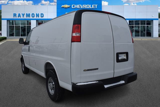 New 2025 Chevrolet Express 2500 w/ Driver Convenience Package image 6