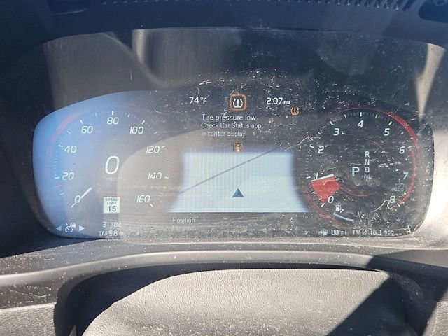 Used 2019 Volvo XC40 T5 Momentum image 8