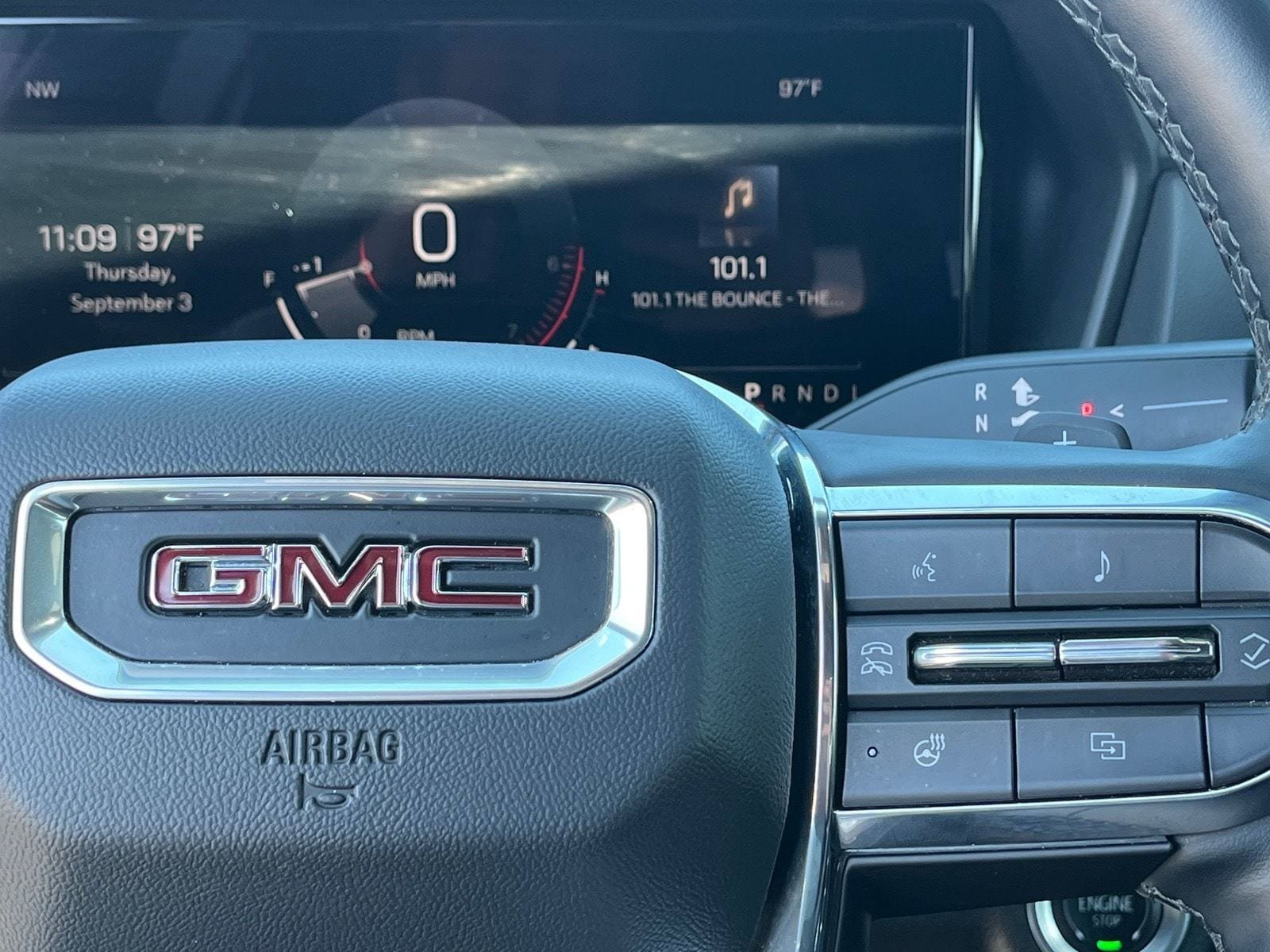 Used 2025 GMC Terrain Elevation FWD image 20