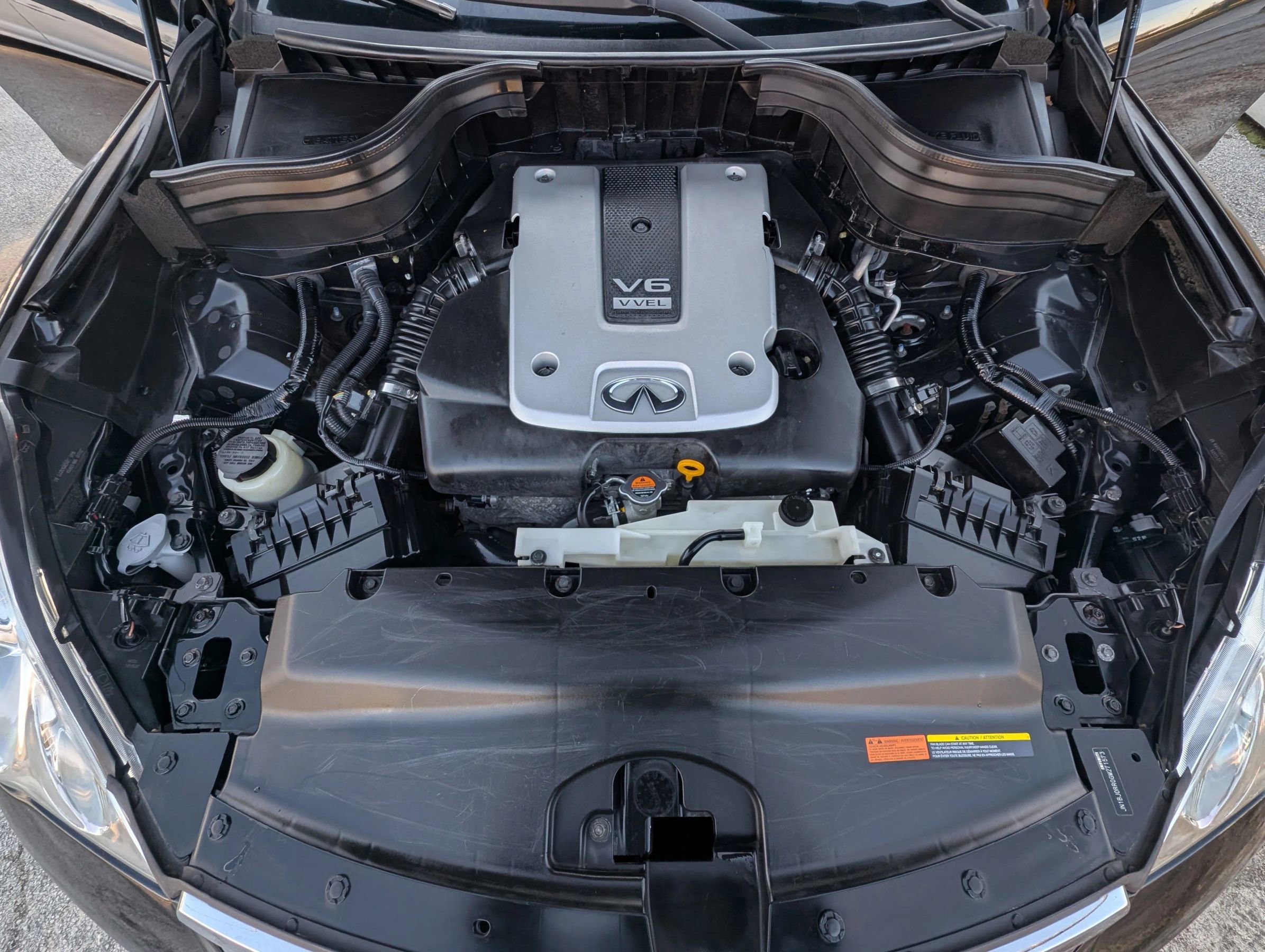 Used 2016 INFINITI QX50 AWD w/ Deluxe Touring Package image 9