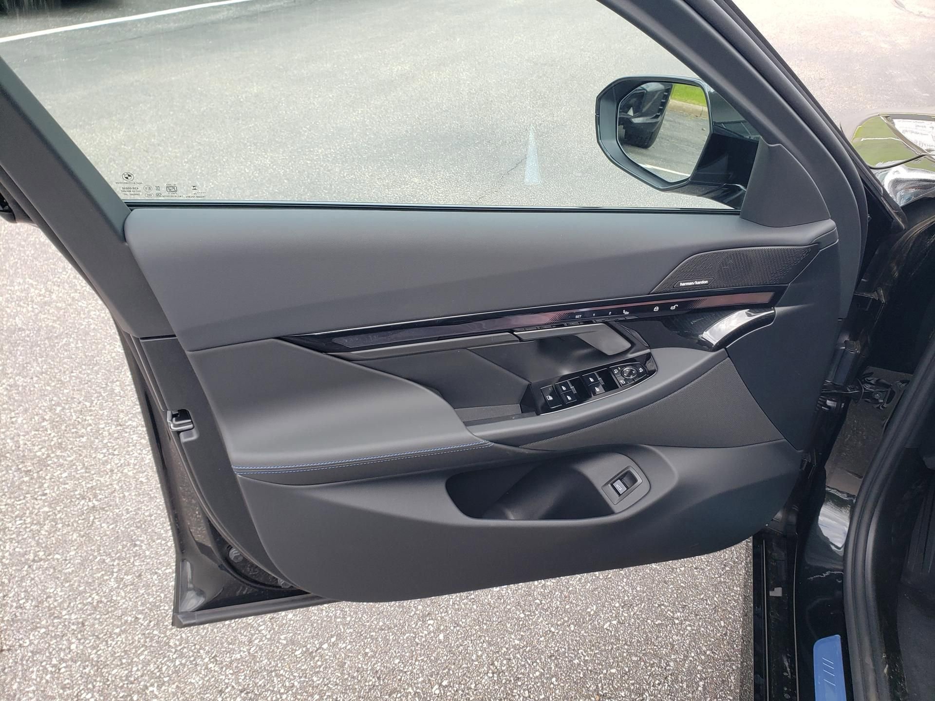 New 2027 BMW 530i xDrive AWD/4WD image 10