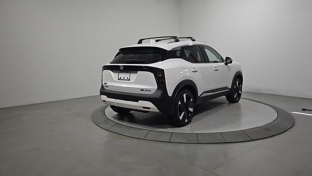 New 2025 Nissan Kicks SR image 5