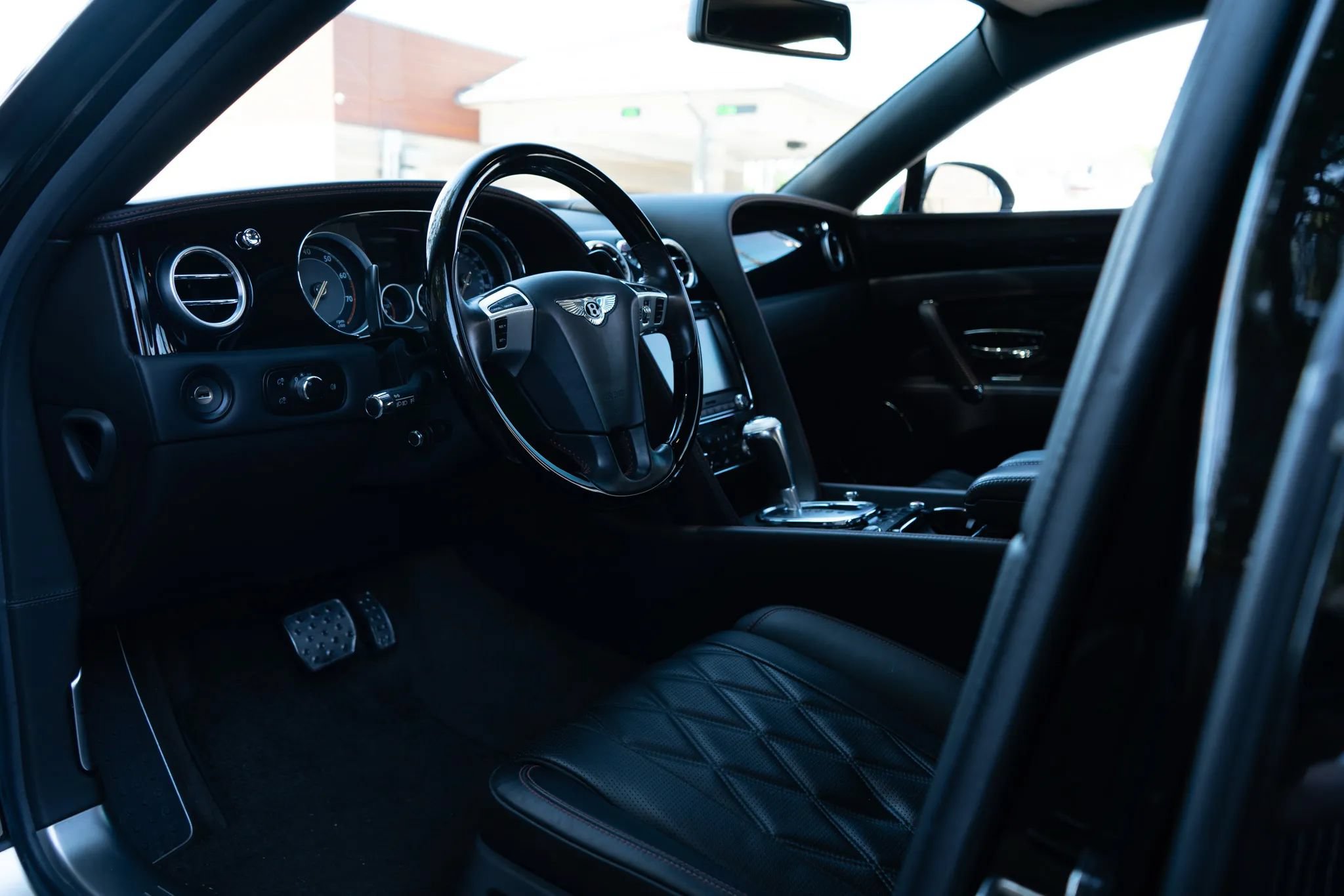 Used 2014 Bentley Flying Spur W12 AWD/4WD image 47
