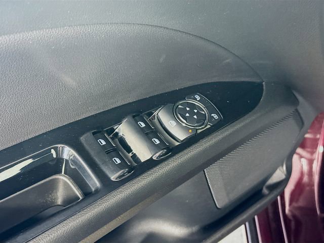 Used 2013 Ford Fusion SE FWD image 18
