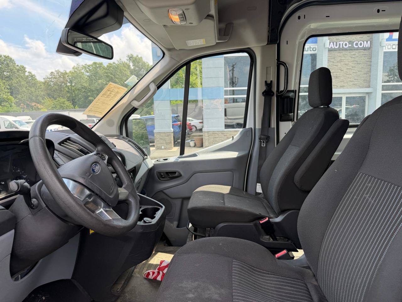Used 2019 Ford Transit 250 148 Medium Roof RWD image 17