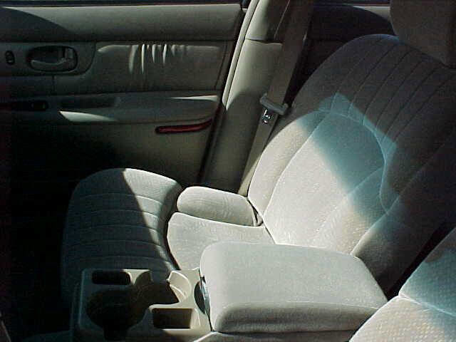 Used 2004 Buick Century Custom image 19