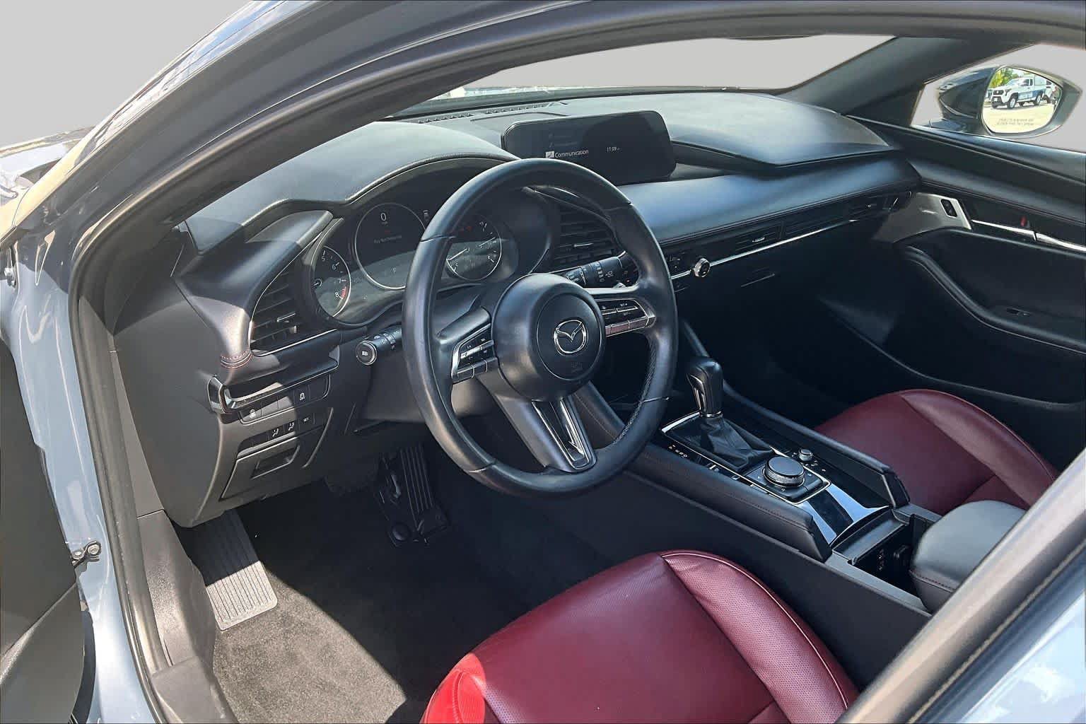 Used 2023 MAZDA MAZDA3 s FWD image 16