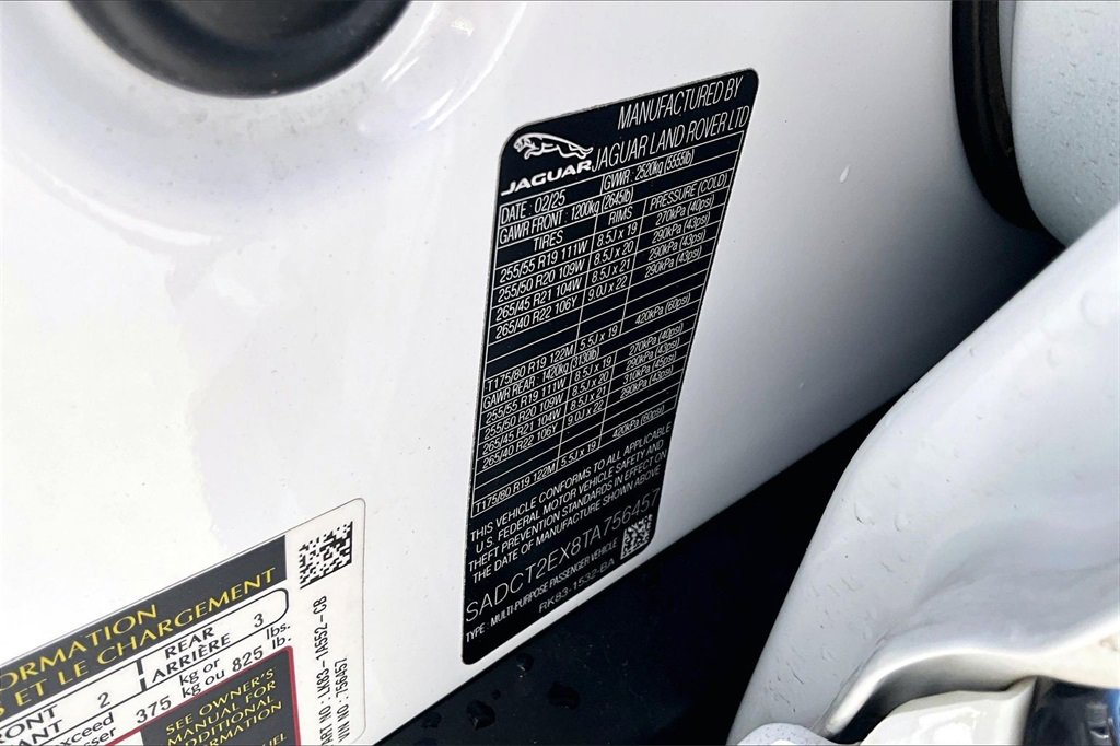 Used 2026 Jaguar F-PACE R-Dynamic S image 33