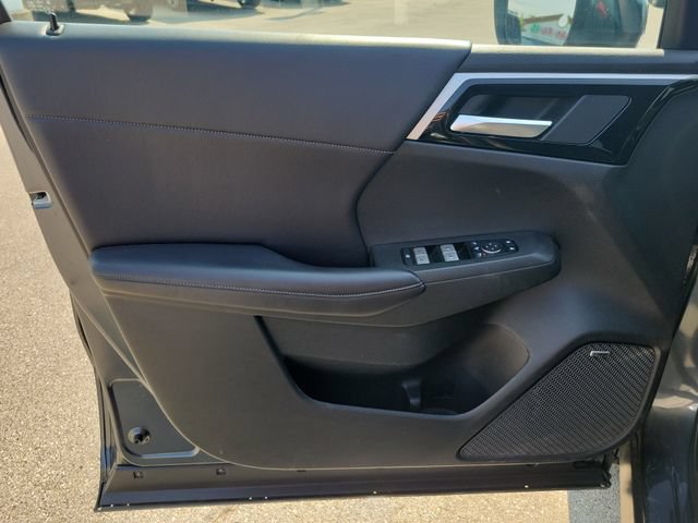 Used 2025 Mitsubishi Outlander SE AWD/4WD image 22