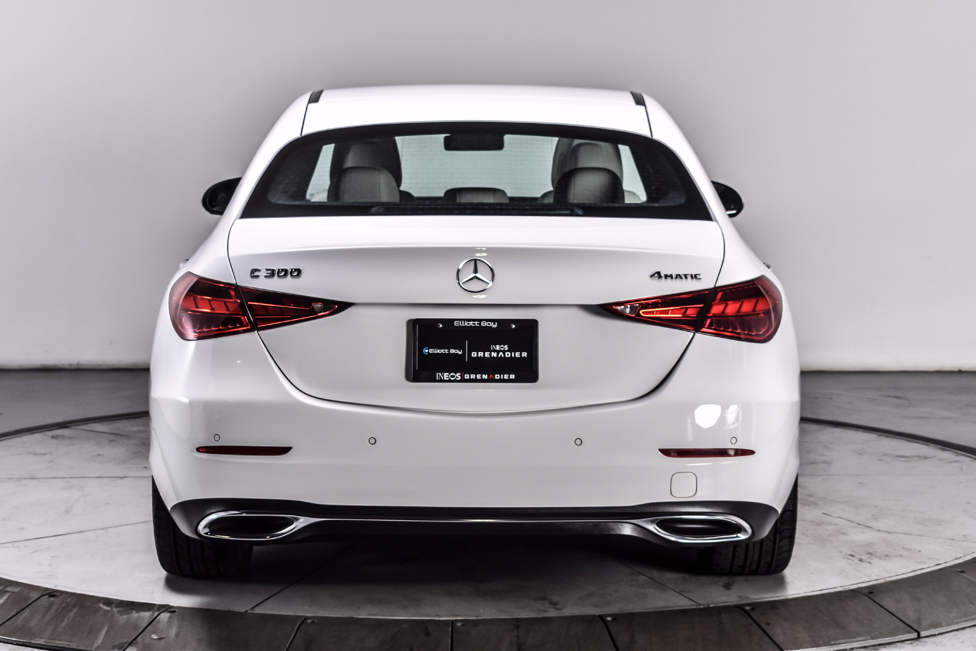 Used 2023 Mercedes-Benz C 300 4MATIC Sedan image 6