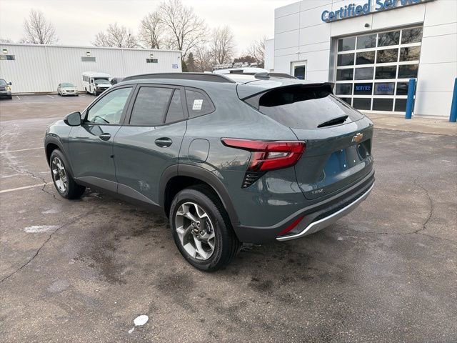 New 2026 Chevrolet Trax LT w/ Driver Confidence Package image 8