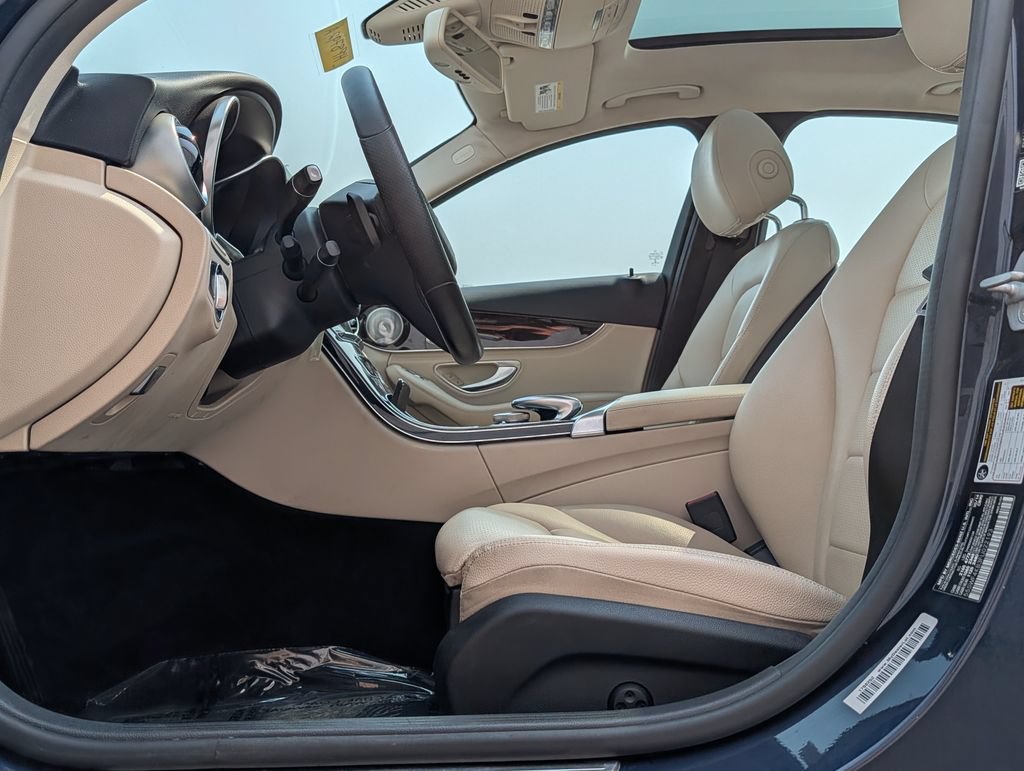 Used 2015 Mercedes-Benz C 300 4MATIC Sedan image 13