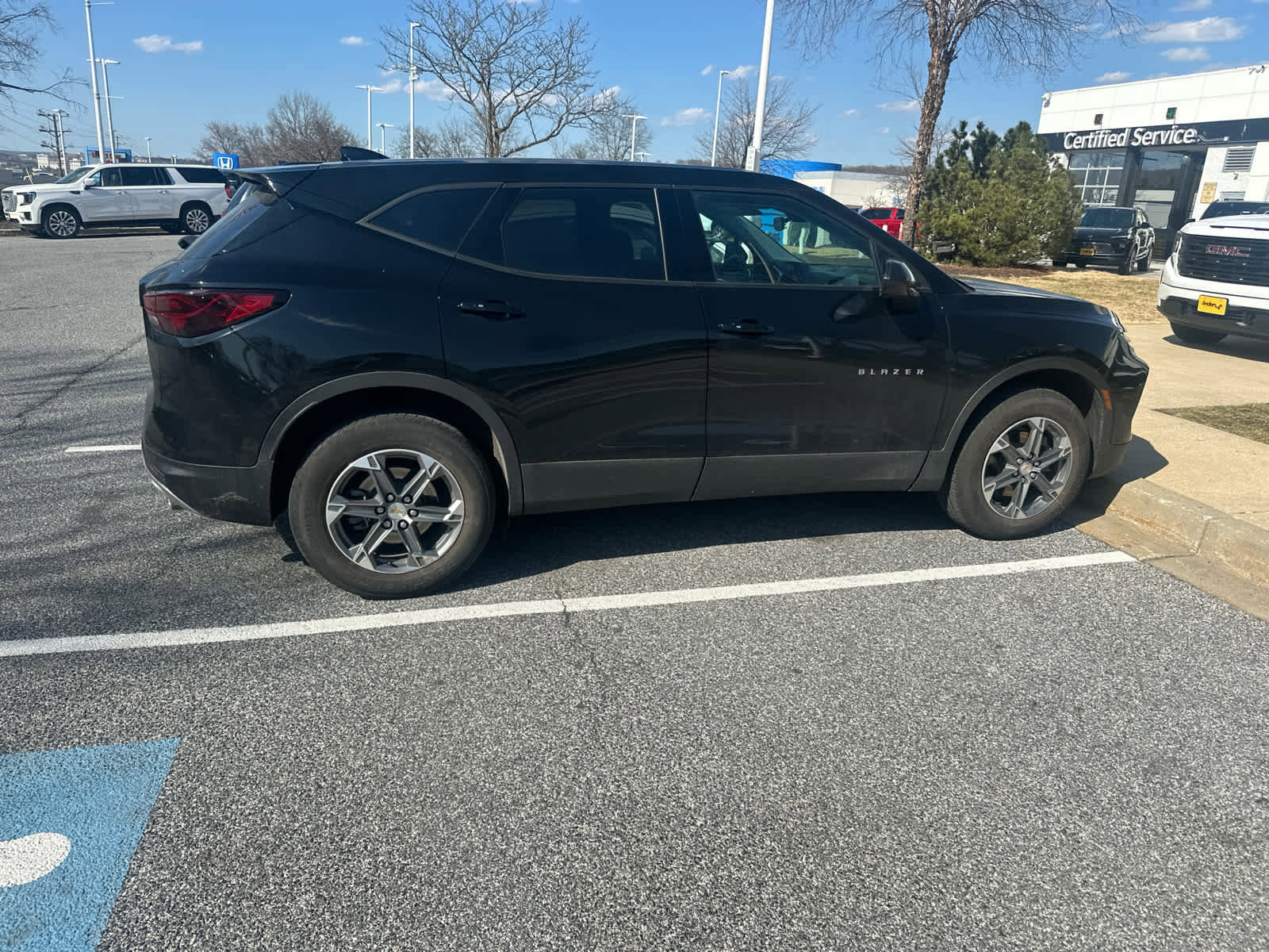 Used 2023 Chevrolet Blazer LT image 7