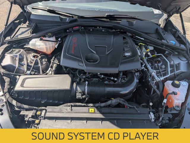 Used 2024 Alfa Romeo Giulia Veloce AWD/4WD image 12