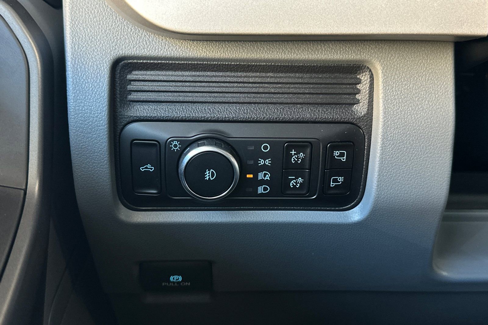 New 2026 Ford F350 XLT image 24