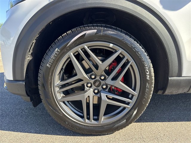 Certified 2025 Ford Explorer ST-Line w/ Premium Package image 26