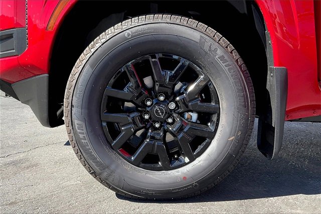 New 2026 Nissan Frontier SV image 9