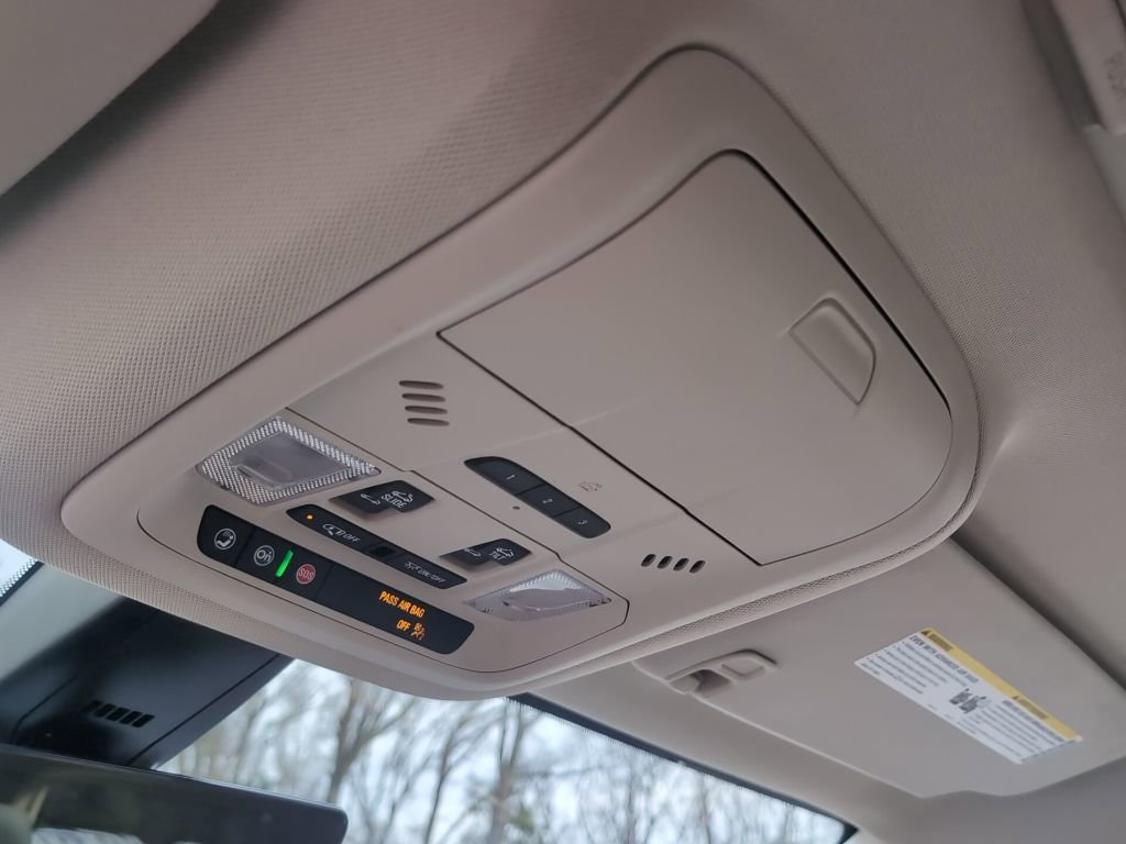 Used 2023 GMC Acadia Denali w/ Denali Ultimate Package image 31